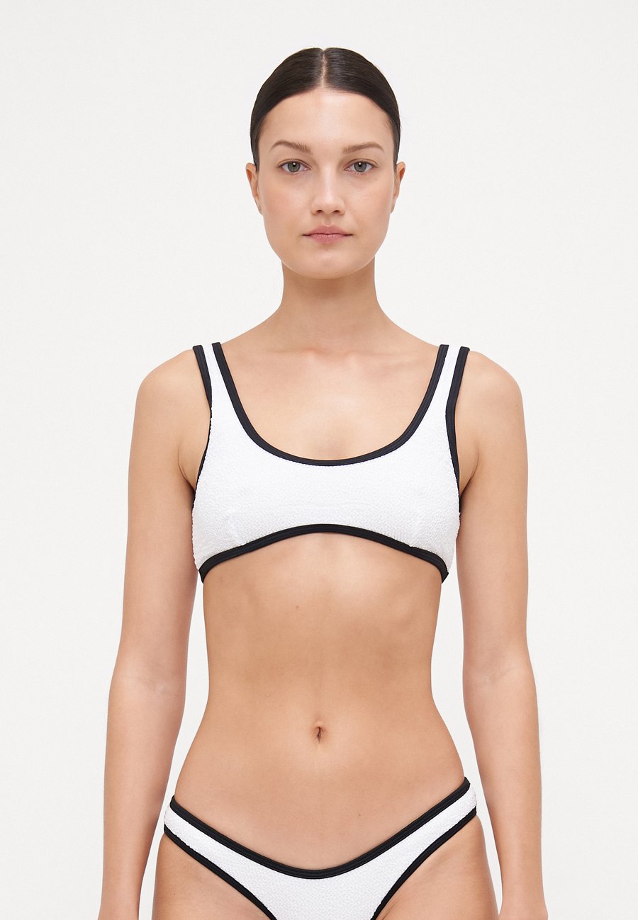 Топ бикини It's Now Cool THE 90S DUO CROP, White/Black /White, Белый, Топ бикини It's Now Cool THE 90S DUO CROP, White/Black /White
Топ бикини It's Now Cool THE 90S DUO CROP, White/Black /White, Белый, Топ бикини It's Now Cool THE 90S DUO CROP, White/Black /White