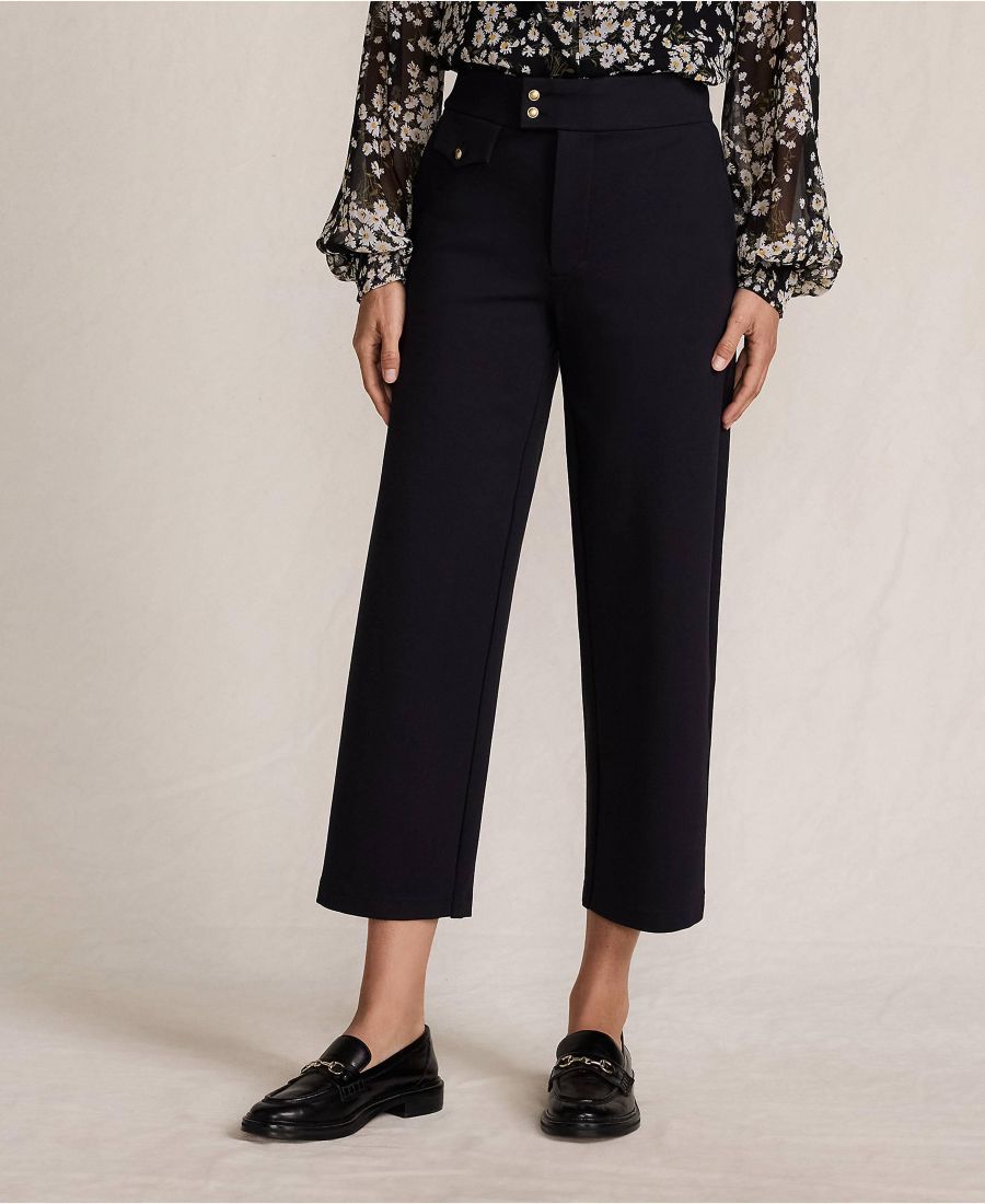 Женские укороченные брюки из ткани понте с высокой посадкой и прямыми штанинами, модель Petite Lands' End, Black
Женские укороченные брюки из ткани понте с высокой посадкой и прямыми штанинами, модель Petite Lands' End, Black