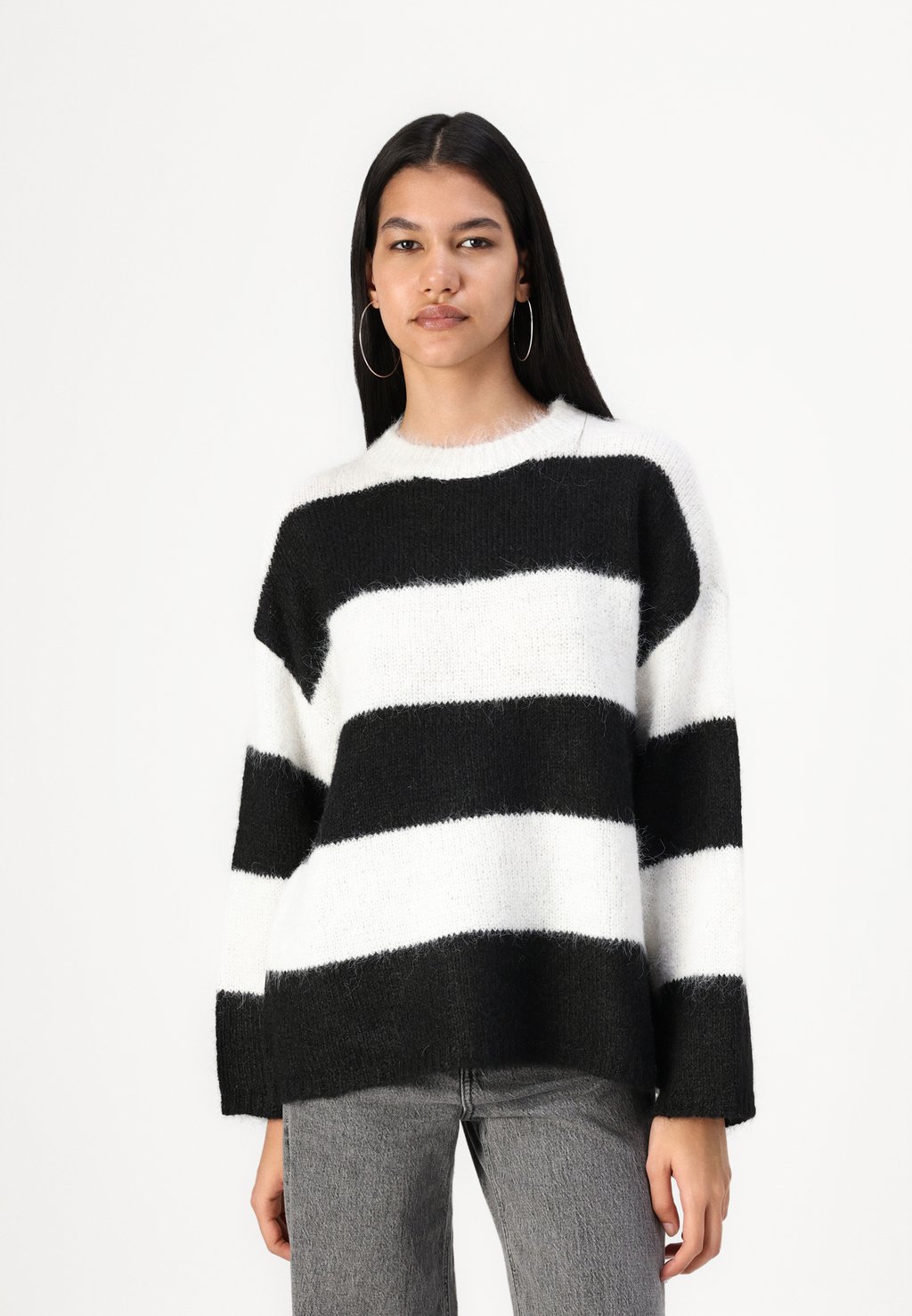 Джемпер NMSUTTON Noisy May, молочный
Джемпер NMSUTTON Noisy May, молочный