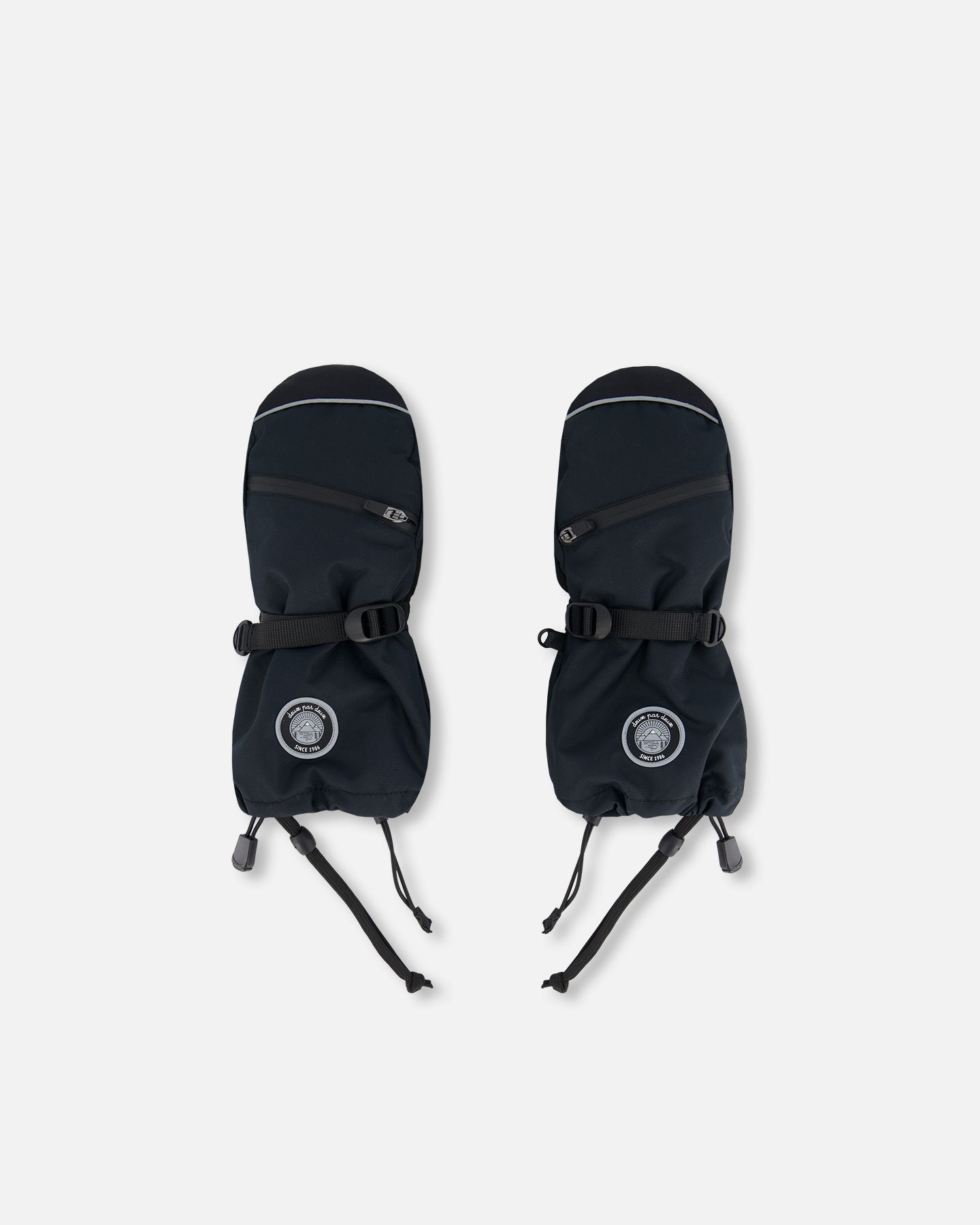 Технические варежки черные Deux par Deux
Технические варежки черные Deux par Deux