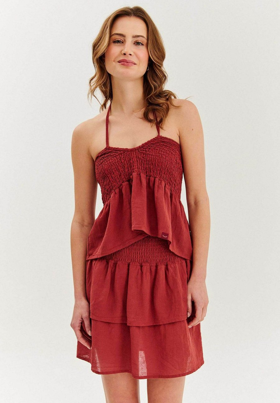 Юбка NAOKO A-line skirt, Red
Юбка NAOKO A-line skirt, Red