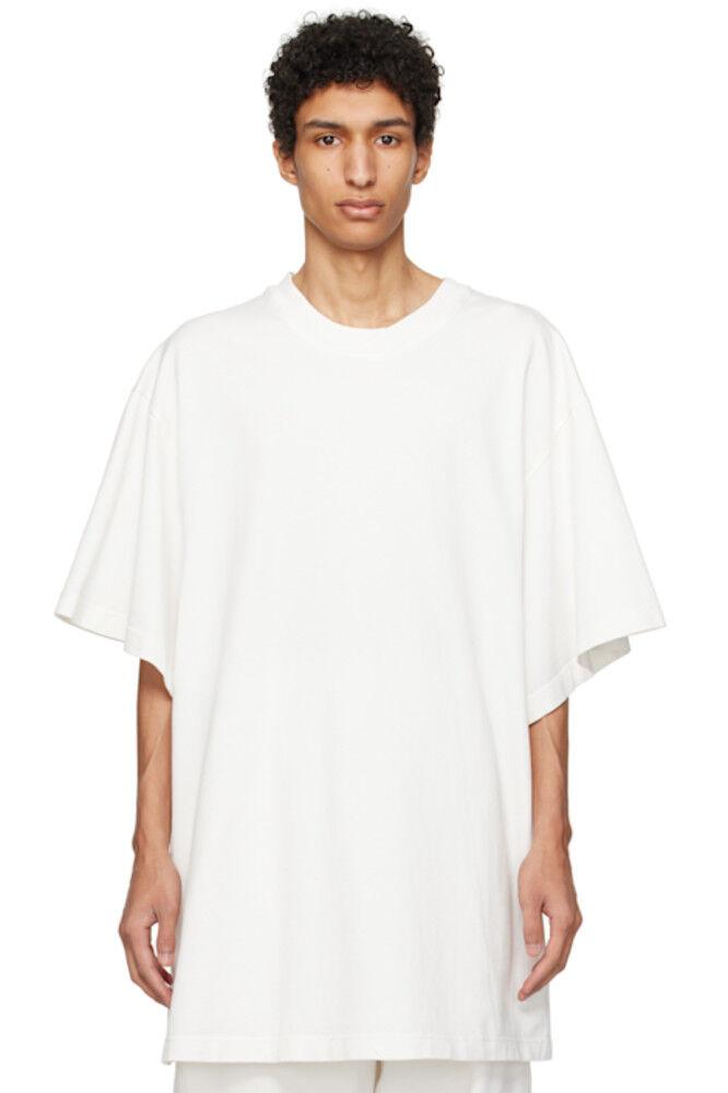 Белая футболка с приспущенными плечами Hed Mayner
Белая футболка с приспущенными плечами Hed Mayner