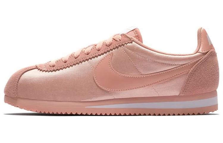 Классические женские кроссовки Cortez Nylon Coral Stardust Nike
Классические женские кроссовки Cortez Nylon Coral Stardust Nike