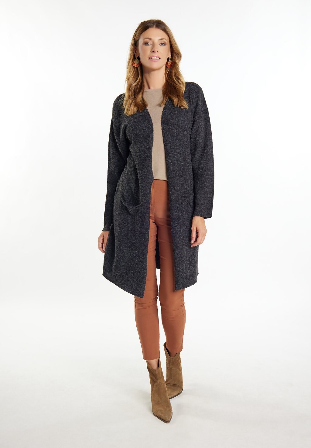 Кардиган CARNEA usha, черный
Кардиган CARNEA usha, черный