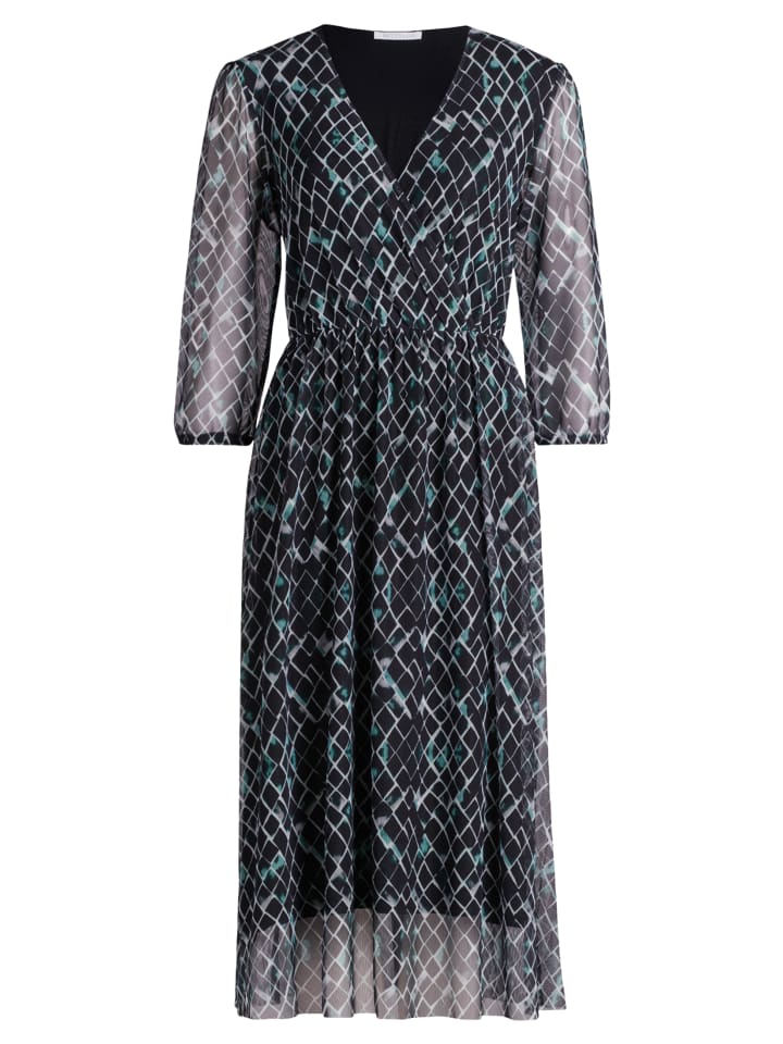 Длинное платье BETTY & CO
Длинное платье BETTY & CO