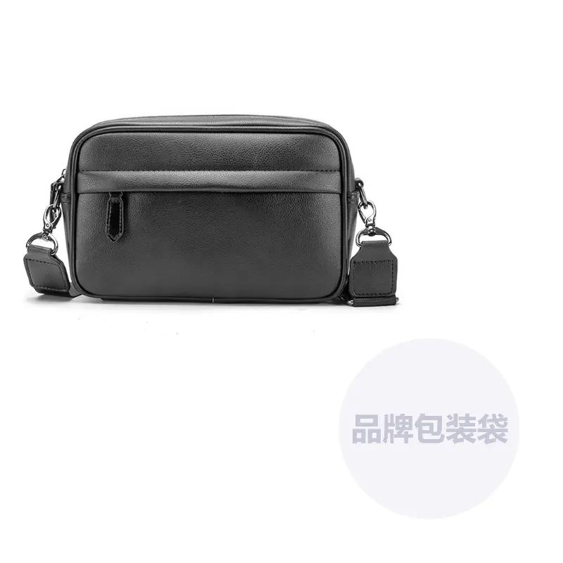 CARTELO Черный унисекс квадратный плечевой рюкзак из ПВХ, Pure Black
CARTELO Черный унисекс квадратный плечевой рюкзак из ПВХ, Pure Black