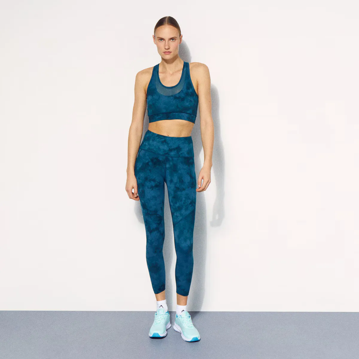 Длинные женские тренировочные леггинсы Boomerang с принтом, зеленый
Длинные женские тренировочные леггинсы Boomerang с принтом, зеленый