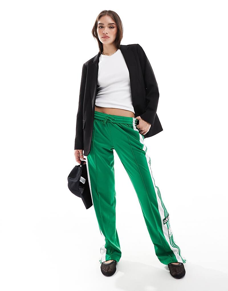 adidas Originals Plus – Adibreak – Зеленые спортивные штаны 
adidas Originals Plus – Adibreak – Зеленые спортивные штаны