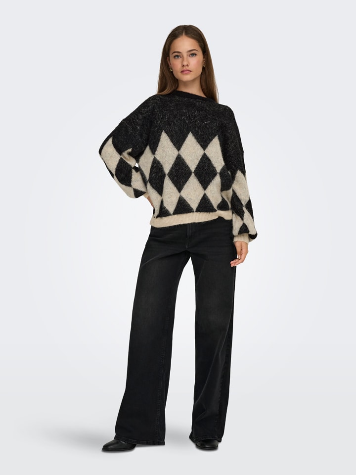 ONLY Свитер черно-кремового цвета
ONLY Свитер черно-кремового цвета