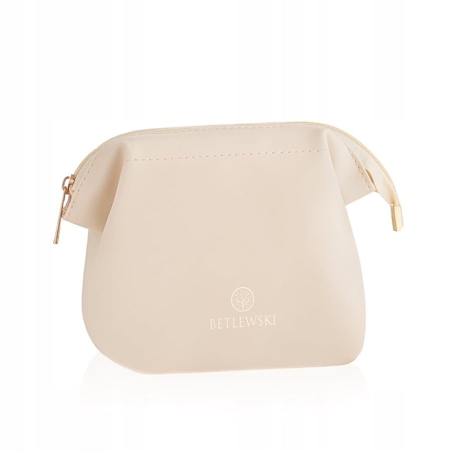 Маленькая косметичка Betlewski из экокожи бежевого цвета
Маленькая косметичка Betlewski из экокожи бежевого цвета