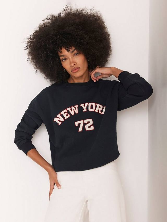 Хлопковый свитшот с принтом и круглым вырезом Mint Velvet
Хлопковый свитшот с принтом и круглым вырезом Mint Velvet