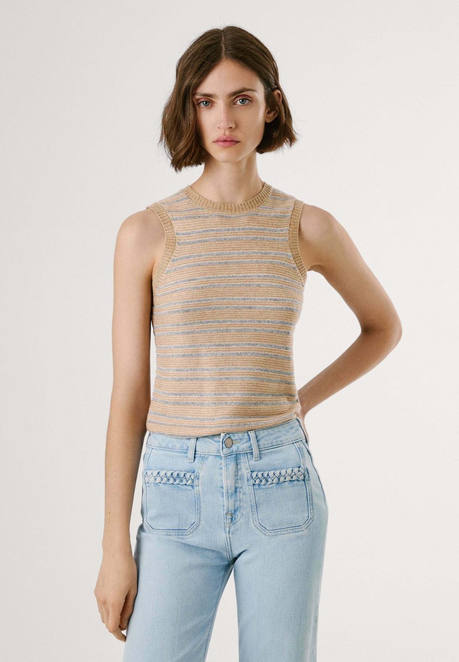 Топ Pepe Jeans CLEO , Caramel Beige/Beige
Топ Pepe Jeans CLEO , Caramel Beige/Beige