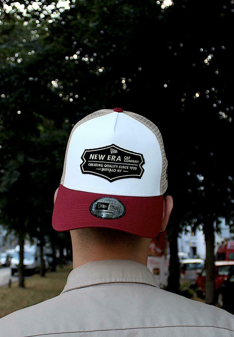 Бейсболка New Era DISTRESSED PATCH A-FRAME TRUCKER, Rot/Red
Бейсболка New Era DISTRESSED PATCH A-FRAME TRUCKER, Rot/Red