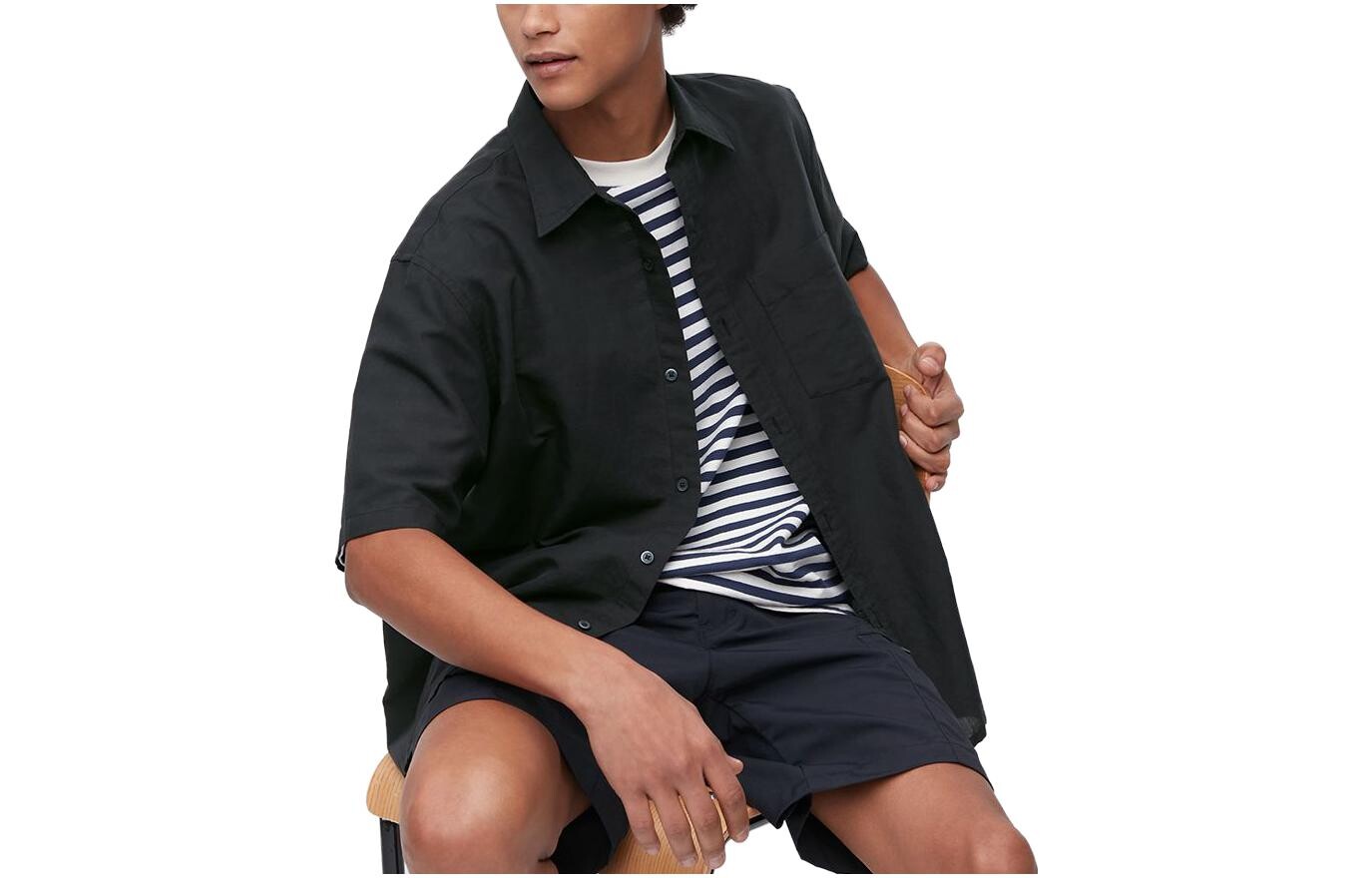 Мужская рубашка UNIQLO, цвет Black
Мужская рубашка UNIQLO, цвет Black