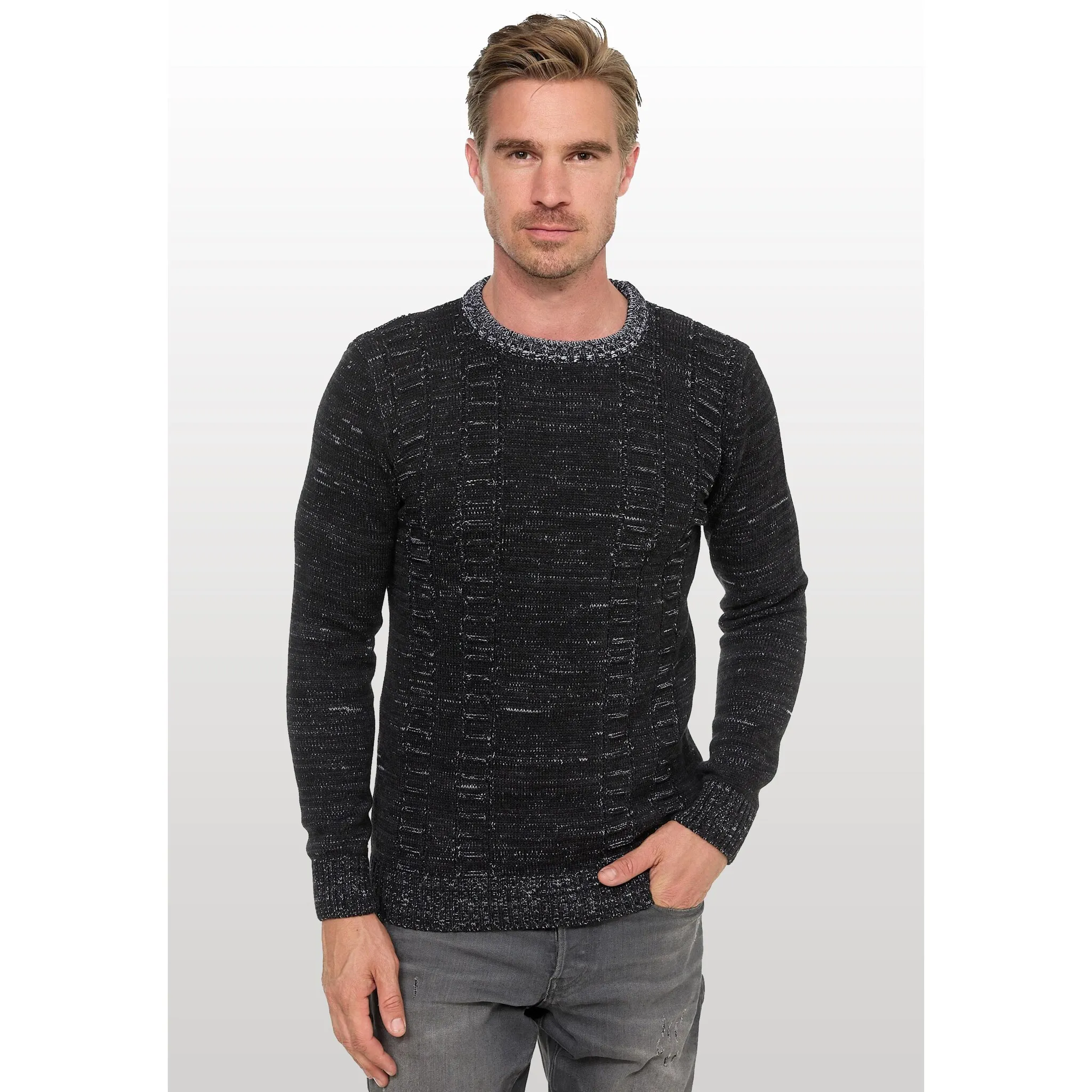 Вязаный свитер Rusty Neal с пестрым узором, черный
Вязаный свитер Rusty Neal с пестрым узором, черный