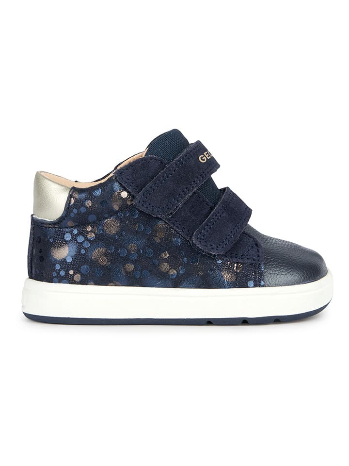 Низкие кроссовки Geox
Низкие кроссовки Geox