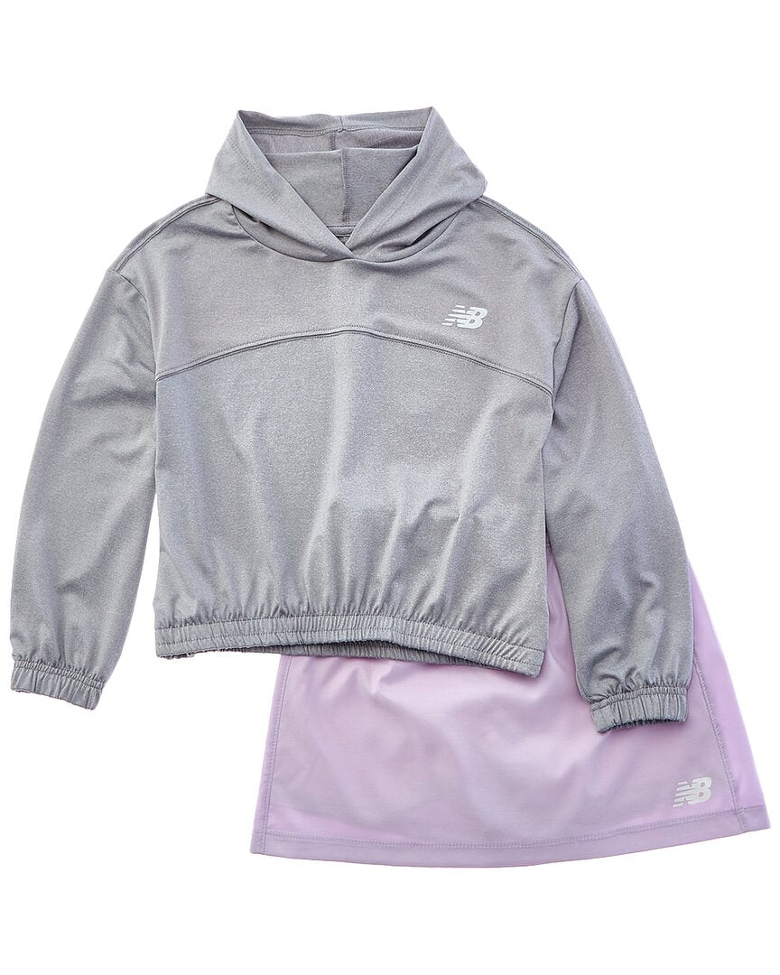 New Balance комплект из двух предметов: топ и самокат, серый
New Balance комплект из двух предметов: топ и самокат, серый