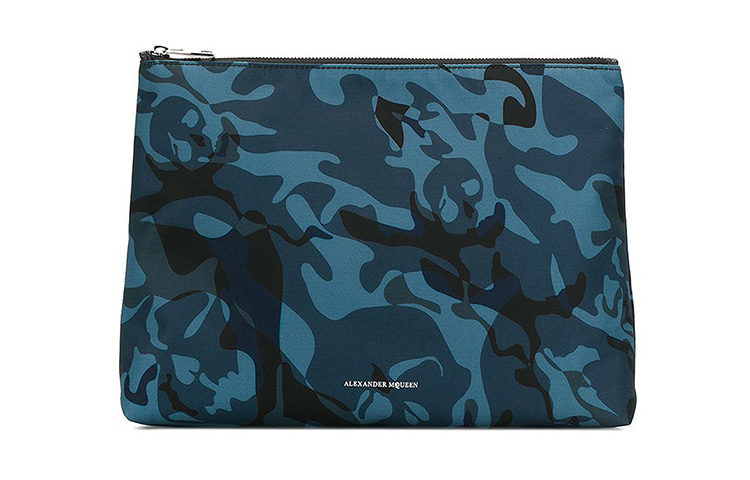 Alexander McQueen Мужской текстильный клатч синий
Alexander McQueen Мужской текстильный клатч синий