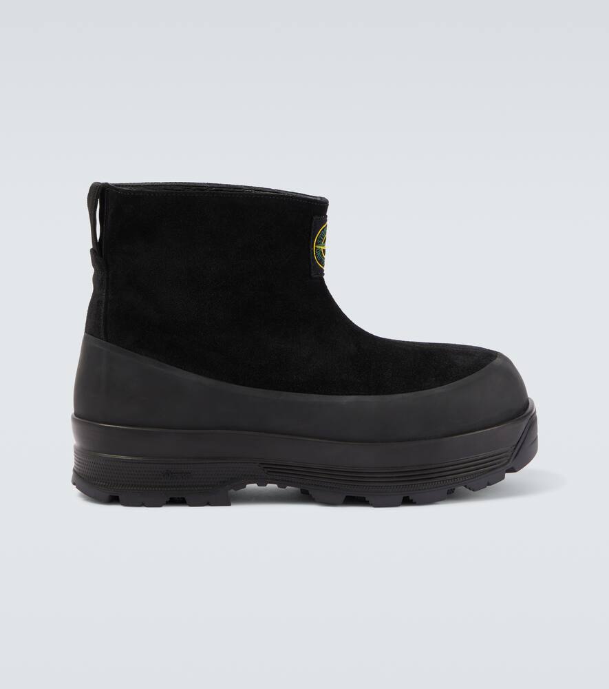 Ботинки Diemme Compass из замши Stone Island, Black
Ботинки Diemme Compass из замши Stone Island, Black