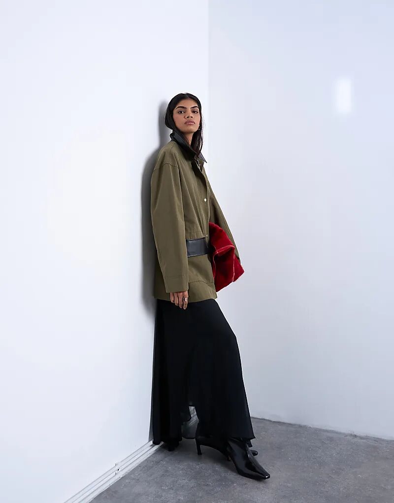 Юбка макси из шифона Topshop с круглым швом, черного цвета
Юбка макси из шифона Topshop с круглым швом, черного цвета