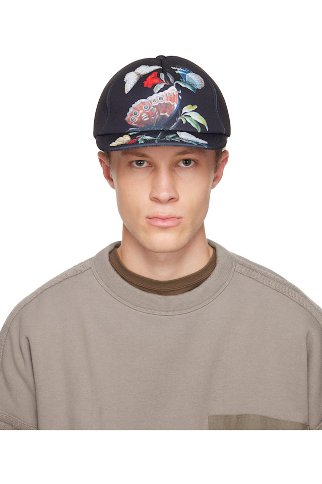 Undercover Черная кепка с сезонным принтом
Undercover Черная кепка с сезонным принтом