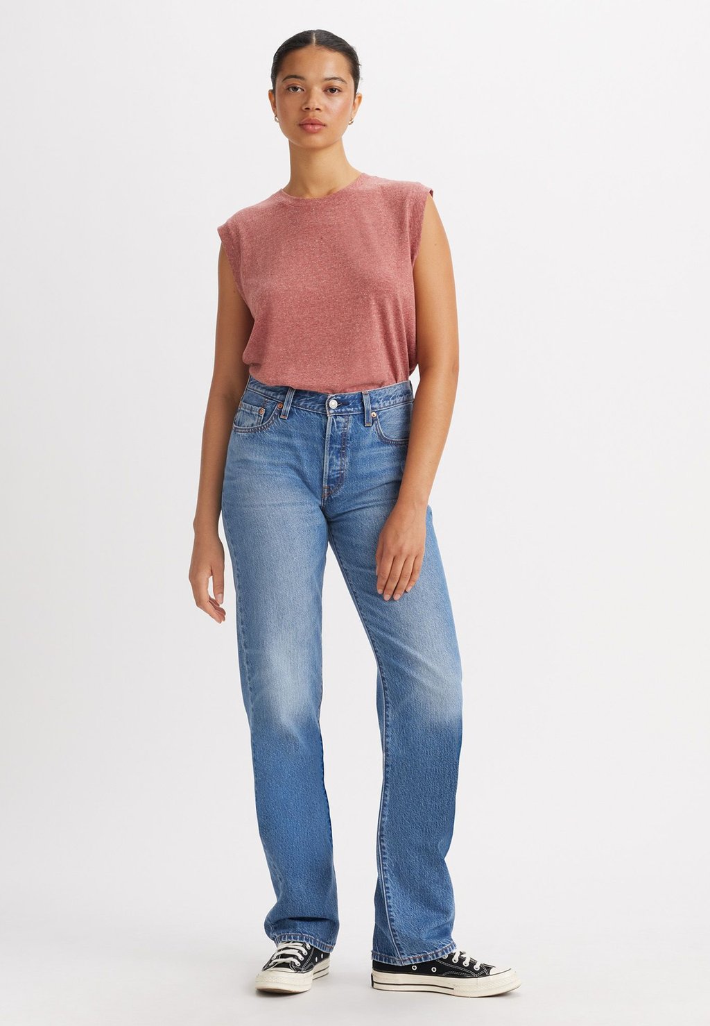 Джинсы прямого покроя 501 '90S LIGHTWEIGHT Levi's, деним
Джинсы прямого покроя 501 '90S LIGHTWEIGHT Levi's, деним