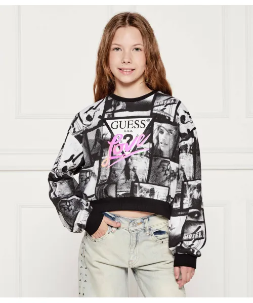 Толстовка Cropped fit Guess, черный 
Толстовка Cropped fit Guess, черный