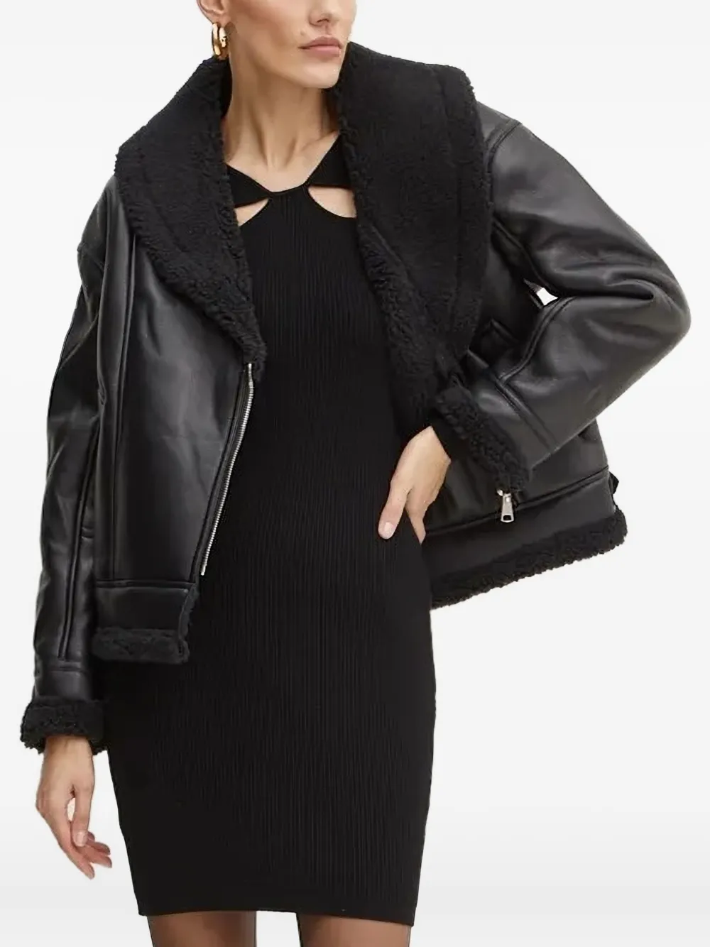 Байкерская куртка с флисовым воротником и пряжкой Bardot, черный
Байкерская куртка с флисовым воротником и пряжкой Bardot, черный