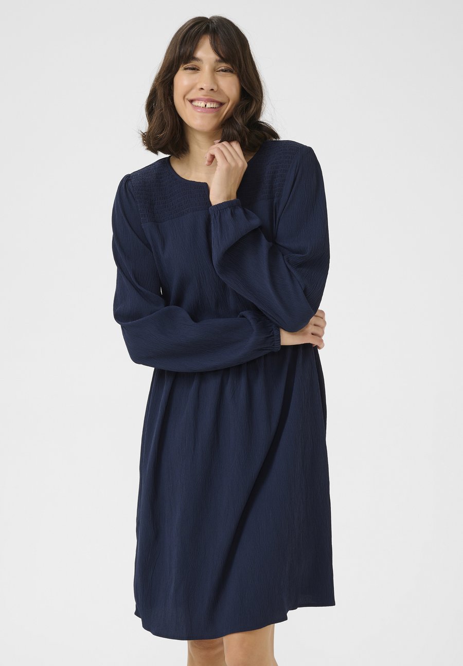 Платье Kaffe KALINDA, Midnight Marine/Dark Blue
Платье Kaffe KALINDA, Midnight Marine/Dark Blue