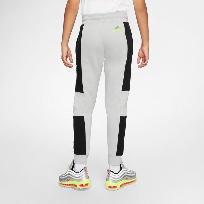 Спортивные штаны для мальчиков Nike, мультиколор
Спортивные штаны для мальчиков Nike, мультиколор