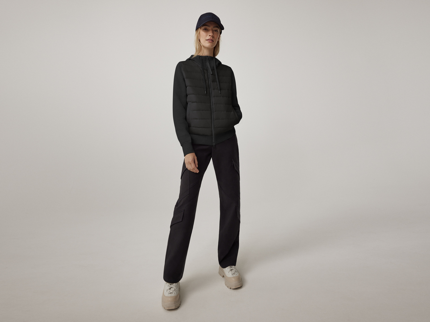 Худи Canada Goose HyBridge Muskoka Full-Zip, черный
Худи Canada Goose HyBridge Muskoka Full-Zip, черный