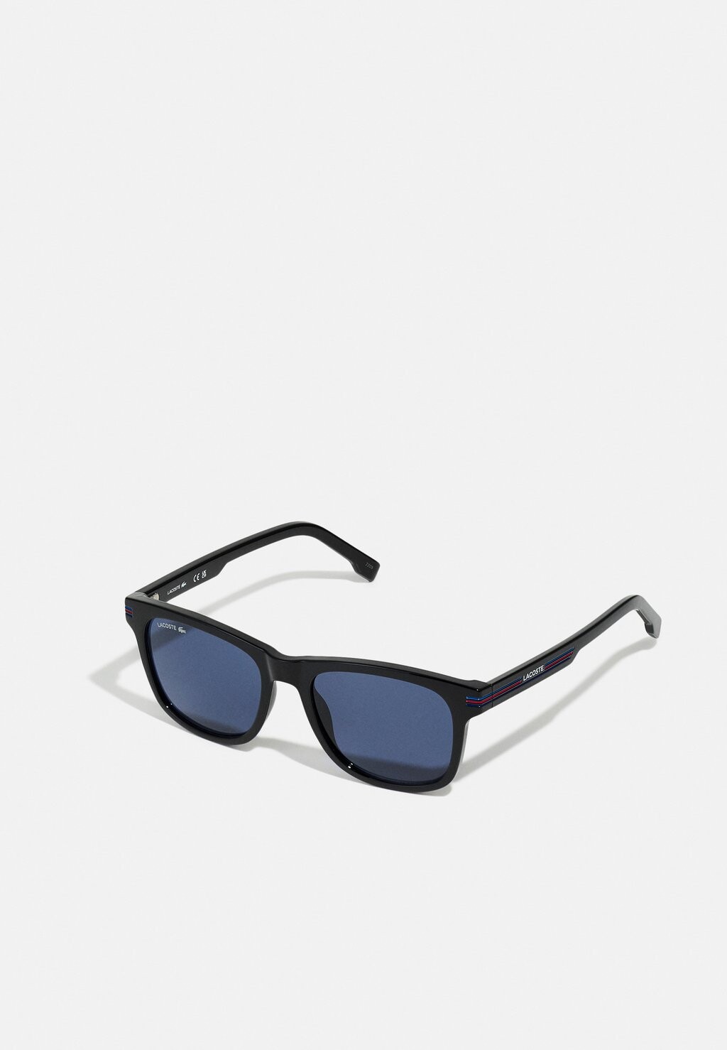 Солнцезащитные очки Lacoste, черные
Солнцезащитные очки Lacoste, черные