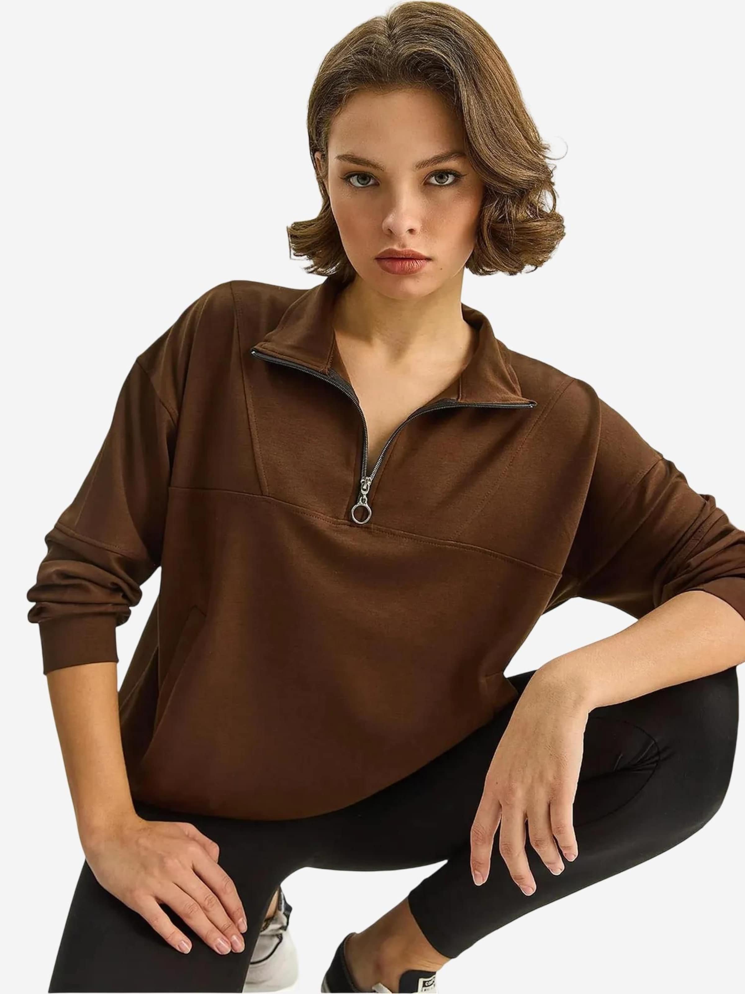 Bianco Lucci Свитшот в цвете Mocha
Bianco Lucci Свитшот в цвете Mocha