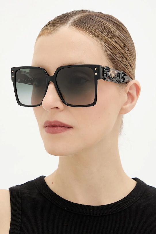 Солнцезащитные очки Etro, черный
Солнцезащитные очки Etro, черный