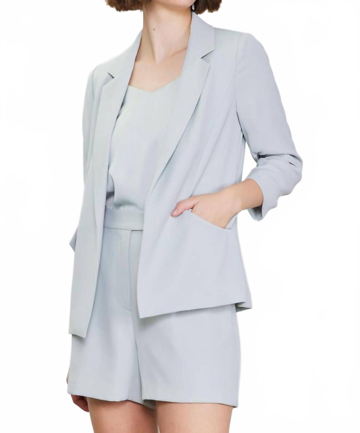 Жакет с присборенными рукавами в голубином сером SKIES ARE BLUE
Жакет с присборенными рукавами в голубином сером SKIES ARE BLUE