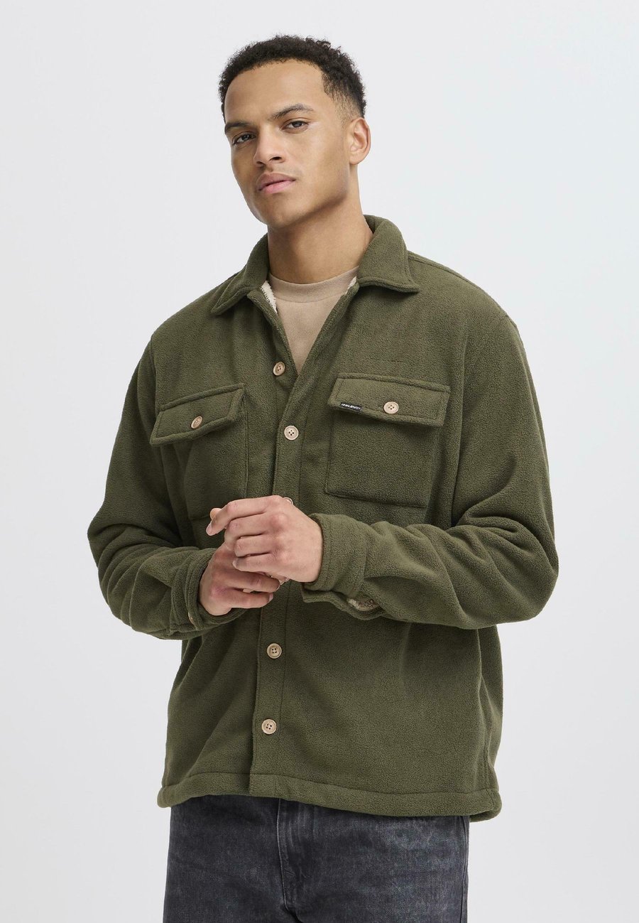 Флисовая куртка Blend BHBAKI, Forest Night/Olive
Флисовая куртка Blend BHBAKI, Forest Night/Olive