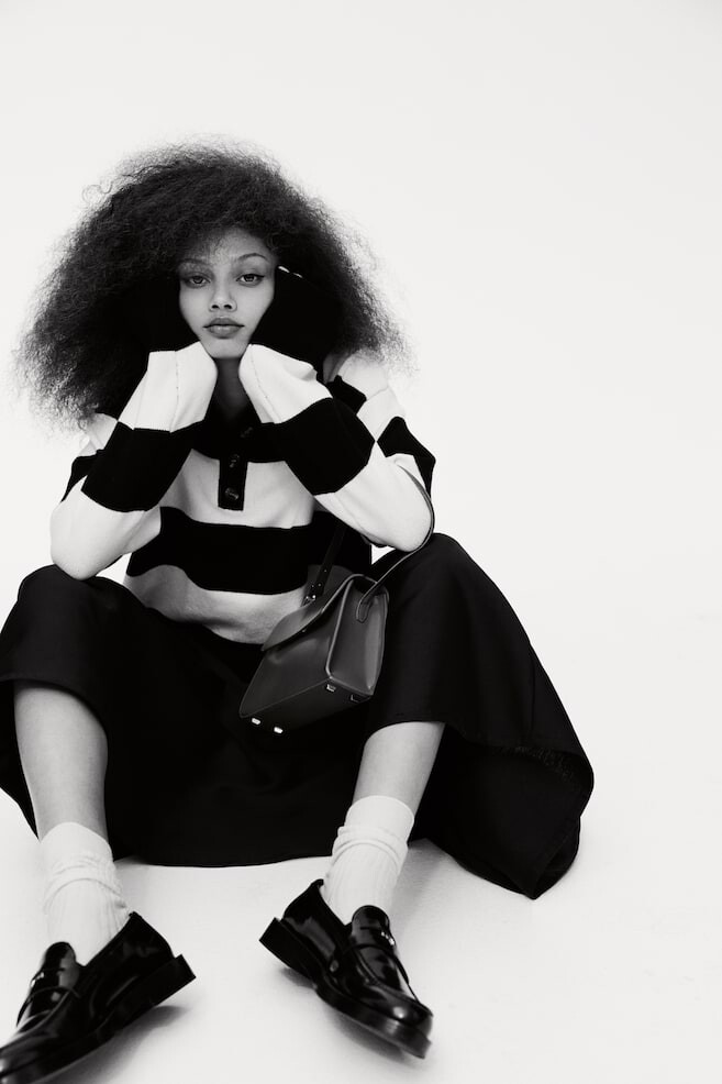 Рубашка поло тонкой вязки H&M, черный
Рубашка поло тонкой вязки H&M, черный