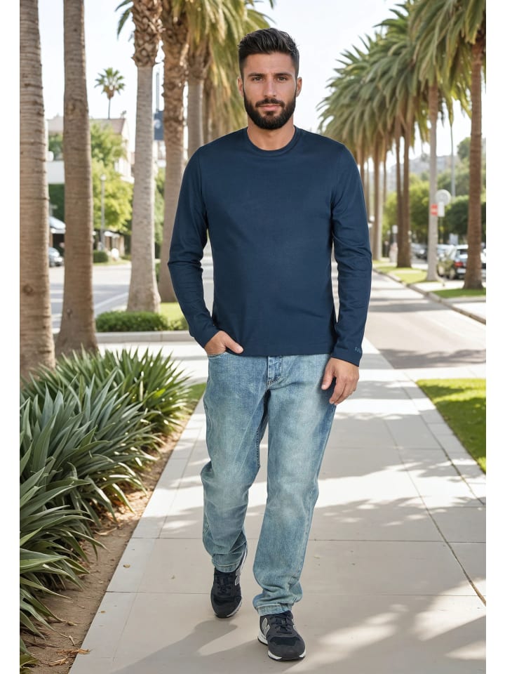 Salzhaut Толстовка EBB темно-синего цвета
Salzhaut Толстовка EBB темно-синего цвета