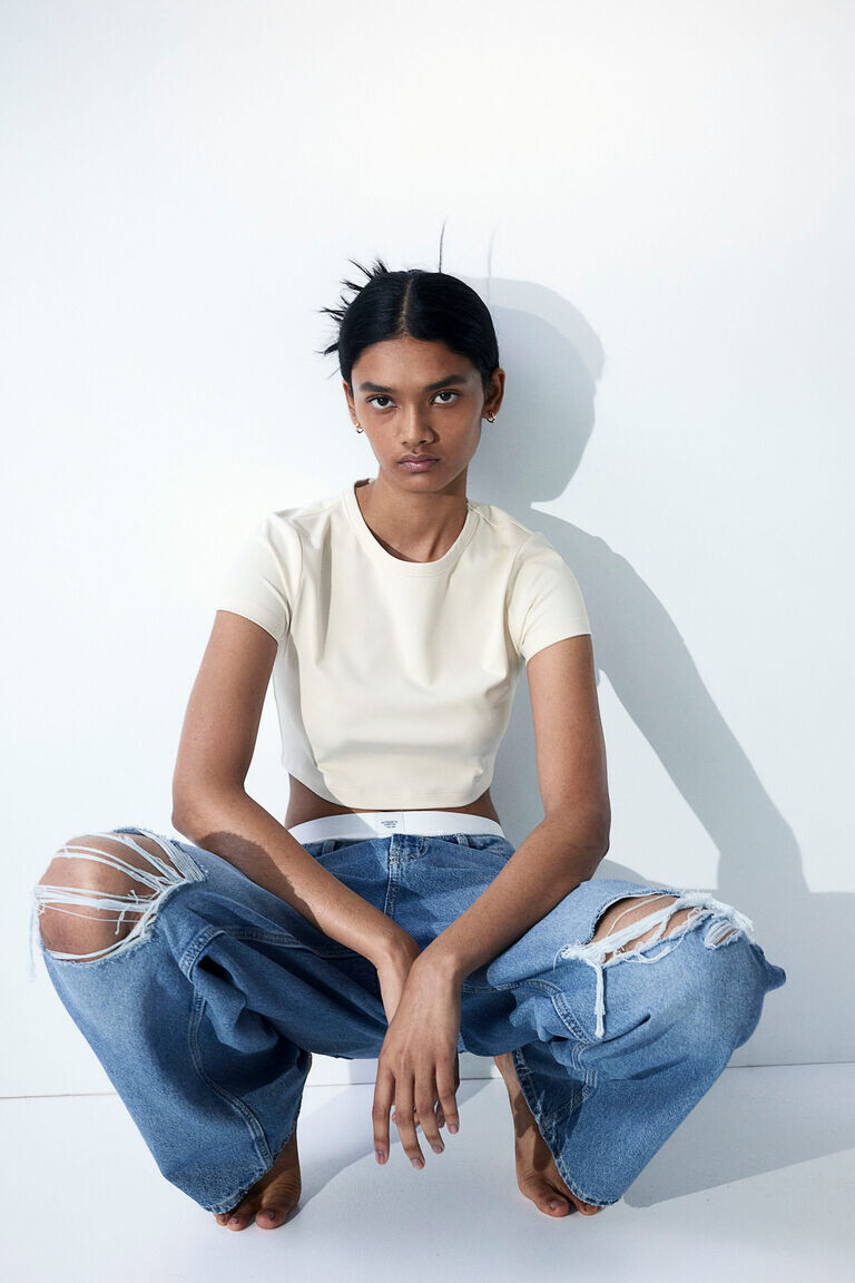 Укороченный топ из джерси H&M, бежевый
Укороченный топ из джерси H&M, бежевый