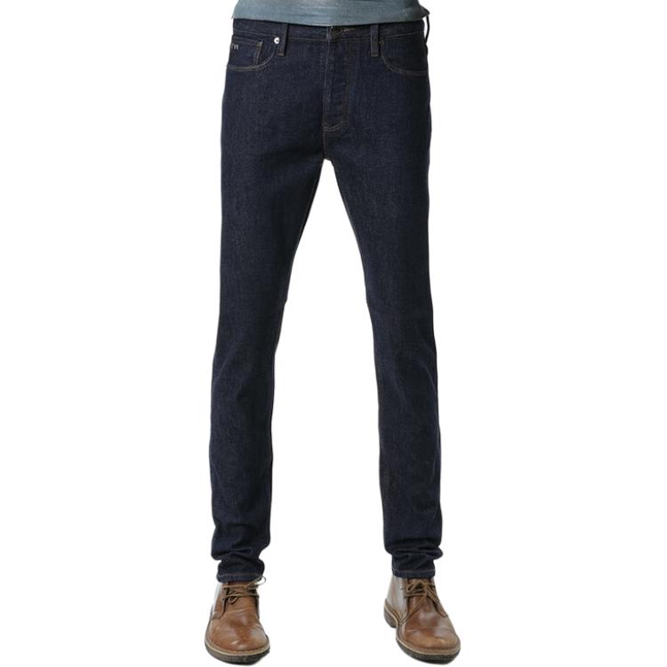 Темно-синие джинсы мужские EMPORIO ARMANI, темно-синий
Темно-синие джинсы мужские EMPORIO ARMANI, темно-синий