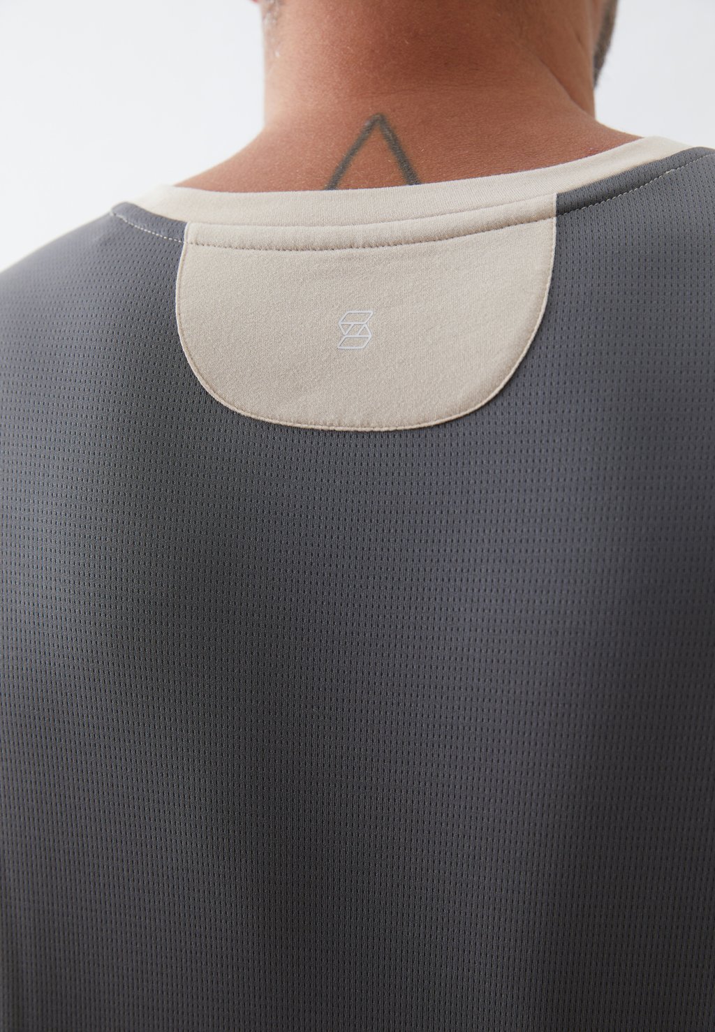 Топ с длинными рукавами Pier One Sport, бежевый
Топ с длинными рукавами Pier One Sport, бежевый