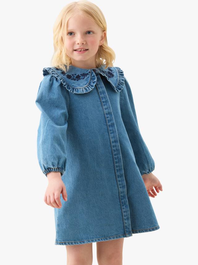 Детское платье с длинными рукавами и воротником с рюшами Angel & Rocket, Denim
Детское платье с длинными рукавами и воротником с рюшами Angel & Rocket, Denim