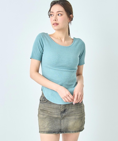 Футболка с короткими рукавами, открытой спиной и чашечками ANAP
Футболка с короткими рукавами, открытой спиной и чашечками ANAP