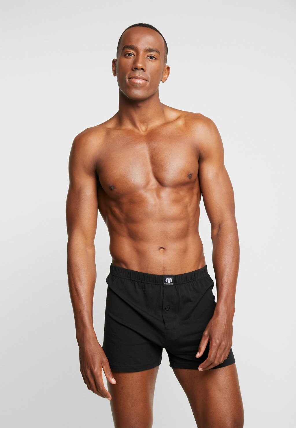 Боксеры 5 PACK Ceceba, цвет black-dark-solid
Боксеры 5 PACK Ceceba, цвет black-dark-solid