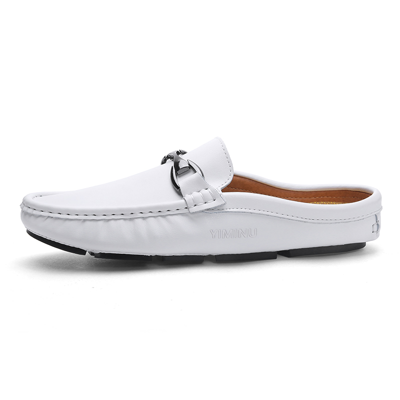 Eminu Закрытые тапочки мужские белые, цвет White
Eminu Закрытые тапочки мужские белые, цвет White