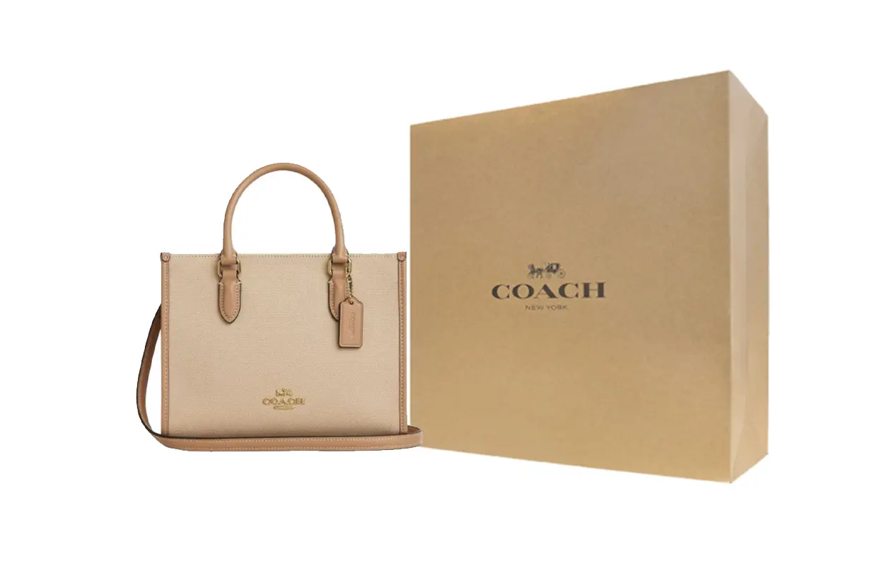 COACH Сумка-шоппер Мэгги ПВХ через плечо маленькая женская темная натуральная
COACH Сумка-шоппер Мэгги ПВХ через плечо маленькая женская темная натуральная