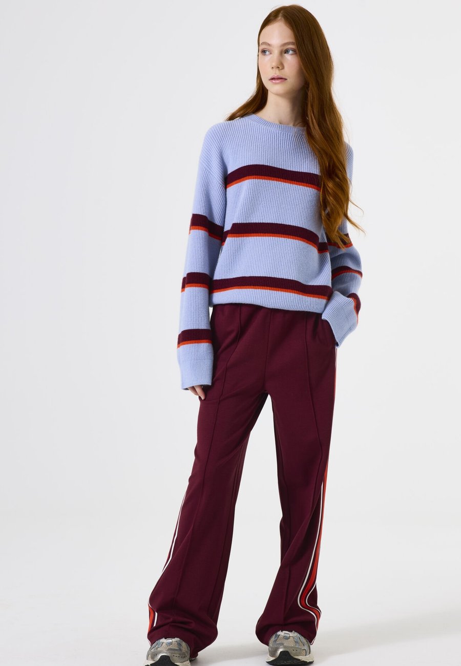 Джемпер Garcia PULLOVERS, Frost Blue/Blue
Джемпер Garcia PULLOVERS, Frost Blue/Blue