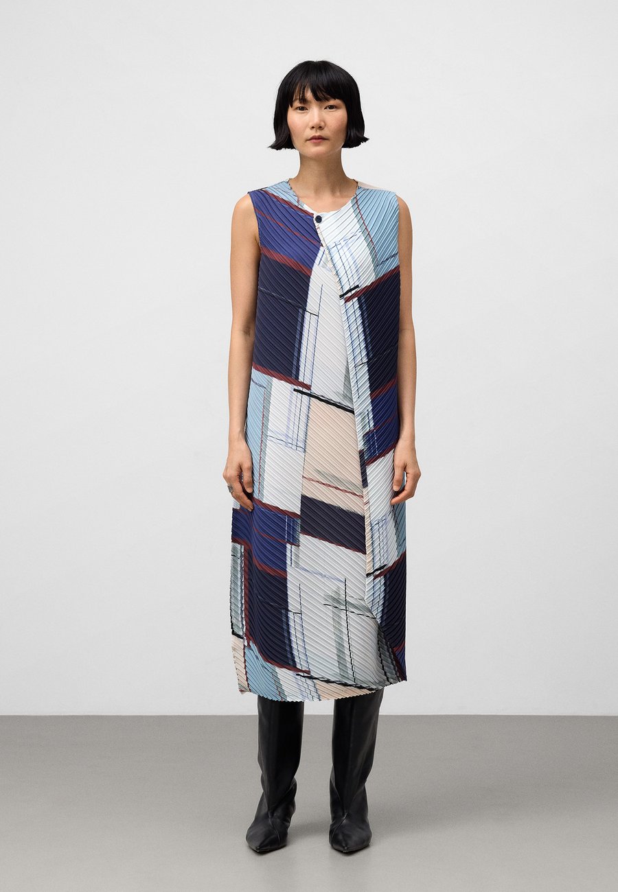Платье ADOLFO DOMINGUEZ Day dress, Multicolor/Blue
Платье ADOLFO DOMINGUEZ Day dress, Multicolor/Blue