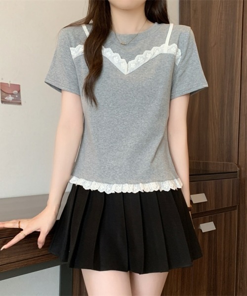 Gossip!ロサンゼルス Топ с кружевной оборкой, многослойный крой, Gossip Los Angeles, серый
Gossip!ロサンゼルス Топ с кружевной оборкой, многослойный крой, Gossip Los Angeles, серый