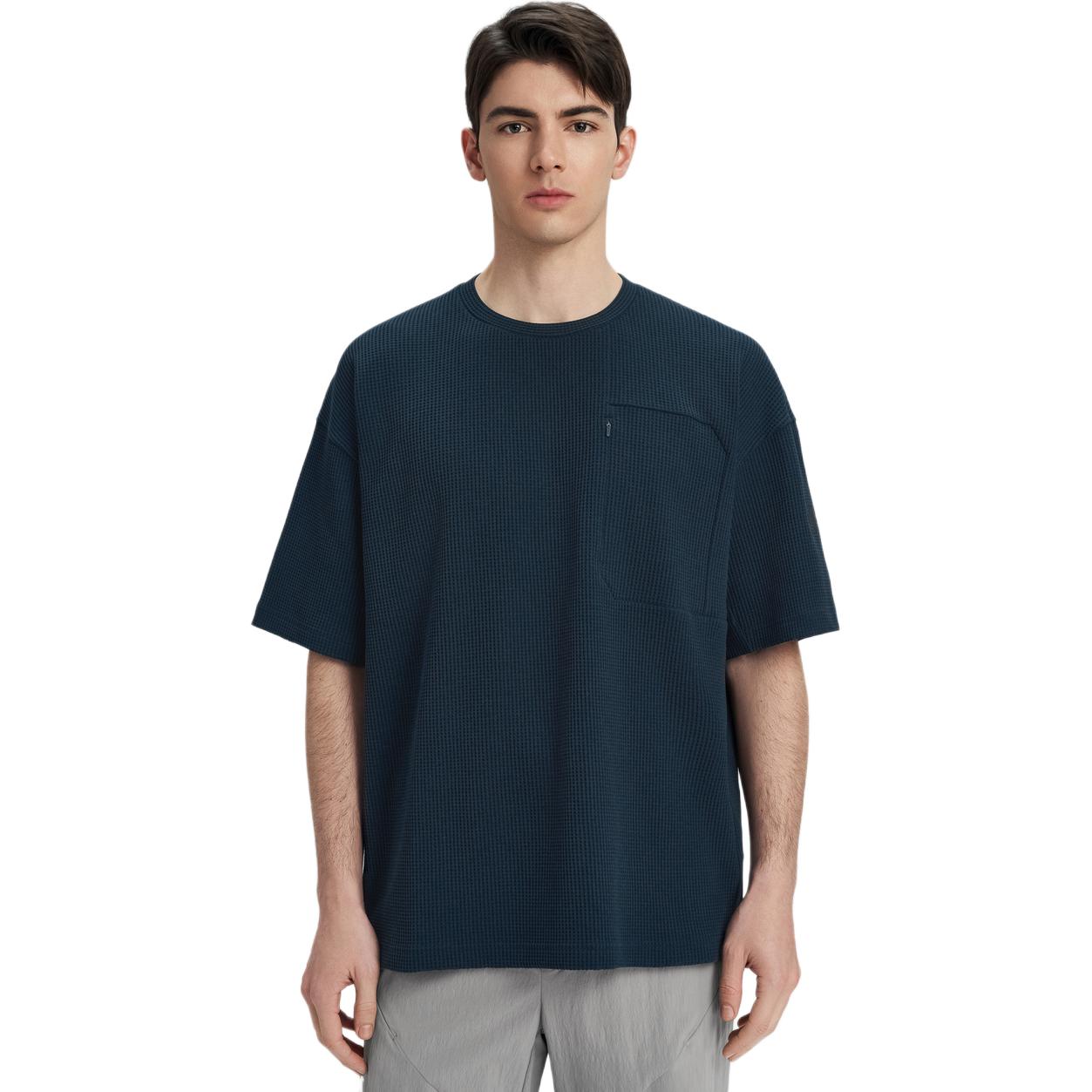 Футболка Bleu мужская DESCENTE, Ib-Blueberry
Футболка Bleu мужская DESCENTE, Ib-Blueberry